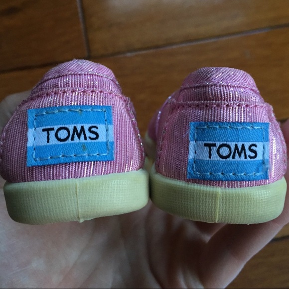 EUC! Like new! Pink sparkle toms - Picture 3 of 4